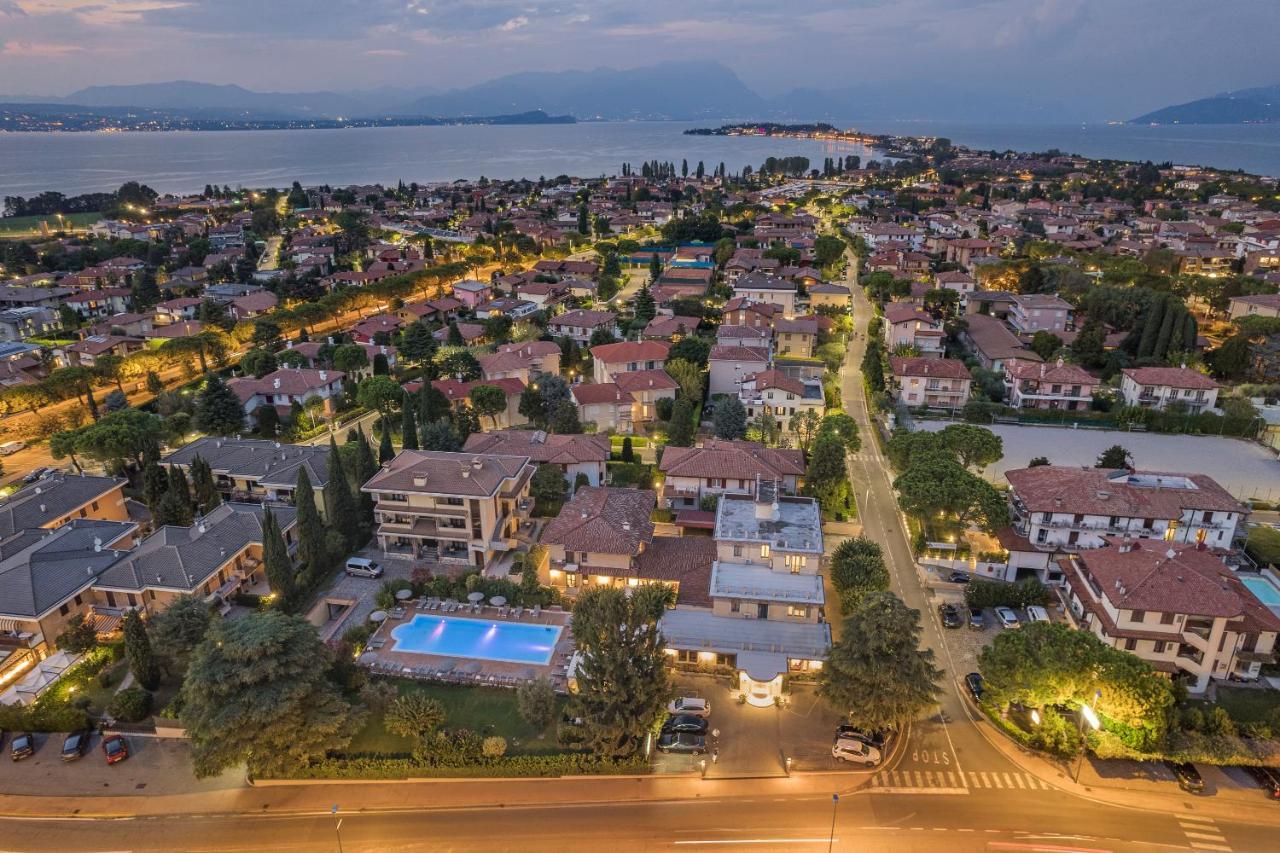 Hotel Gardenia Sirmione Exterior photo